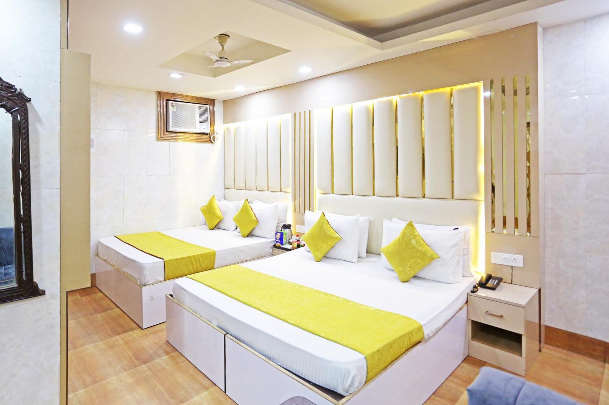 Hotel Preet Palace -5 Mints Walk From Nizamuddin Railway Station Ню Делхи Екстериор снимка